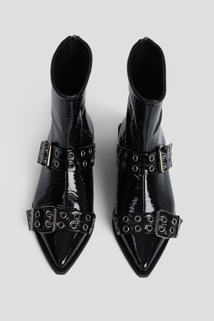 EVELYN BLACK 4